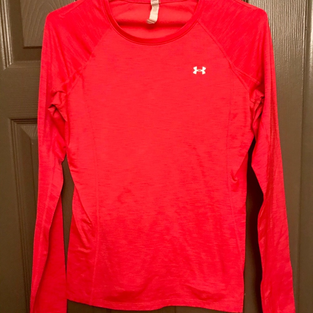 Under Armour dry fit top